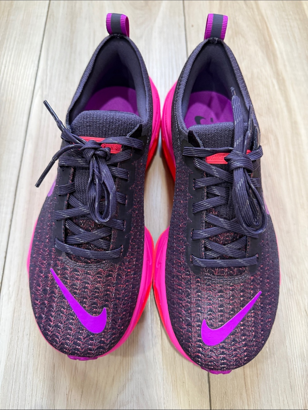 Nike Women's Black Pink Purple Running Shoes - Picture 7 of 7